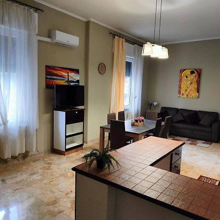 Appartamenti Ai Giardini Palermo Luaran gambar